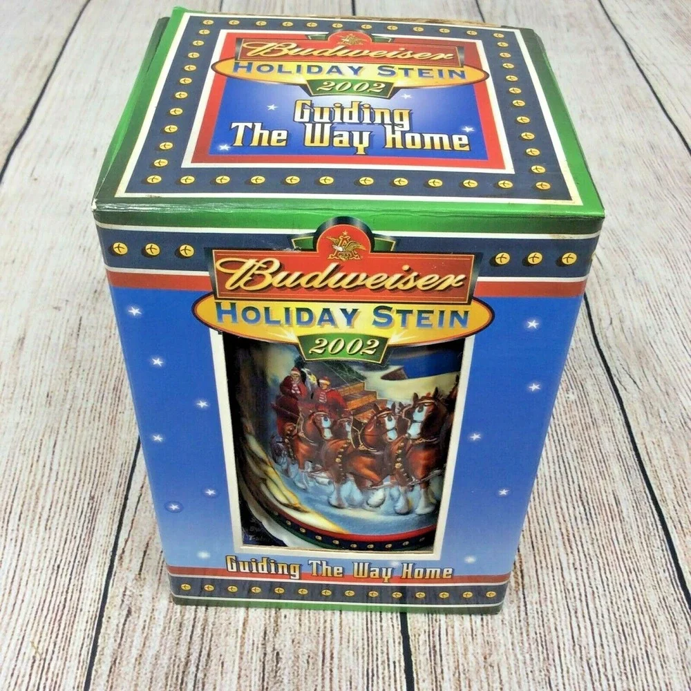 2002 Anheuser Busch AB Budweiser Holiday Christmas Beer Stein Clydesdales‎ NIB